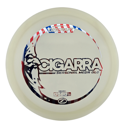 A disc golf disc on a solid white background, featuring the 'CIGARRA' model name with a red, white, and blue patriotic eagle graphic.